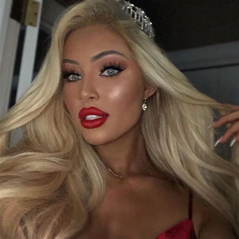 Katerina Rozmajzl Katerinarozmajzl • Instagram Photos And Videos