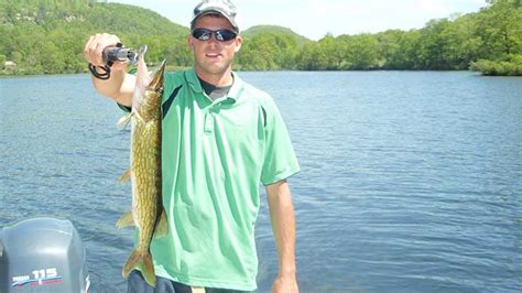 17 Best Pickerel Fishing Lures | By Captain Cody