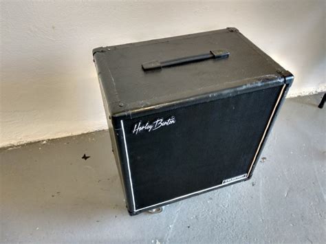 Kitarski Kabinet Harley Benton 1x12 Celestion V30 Z 50w Ojačevalcem