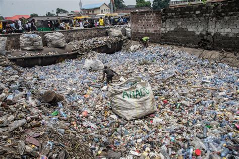 Global Plastics Treaty A Lifeline For Africa Greenpeace International