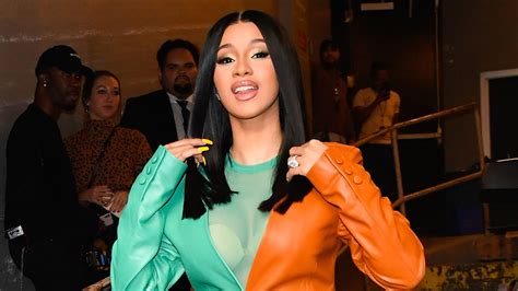 Cardi B And Megan Thee Stallions Wap Scores Massive No Debut