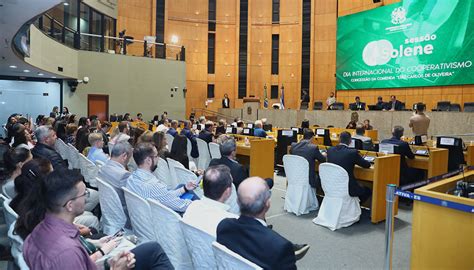 Solenidade Na Assembleia Legislativa Do Esp Rito Santo Homenageia