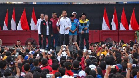 Presiden Jokowi Resmikan Penataan Dan Pengembangan Pelabuhan Sibolga