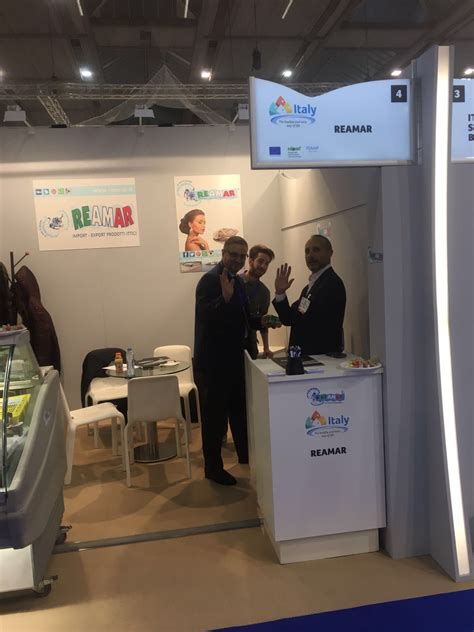 Il Nostro Secondo Giorno Di Lavoro Presso Lo Stand Vi Aspettiamo Al