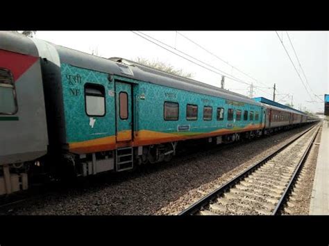 New Delhi New Jalpaiguri Super Fast Express 12524 New Delhi To New