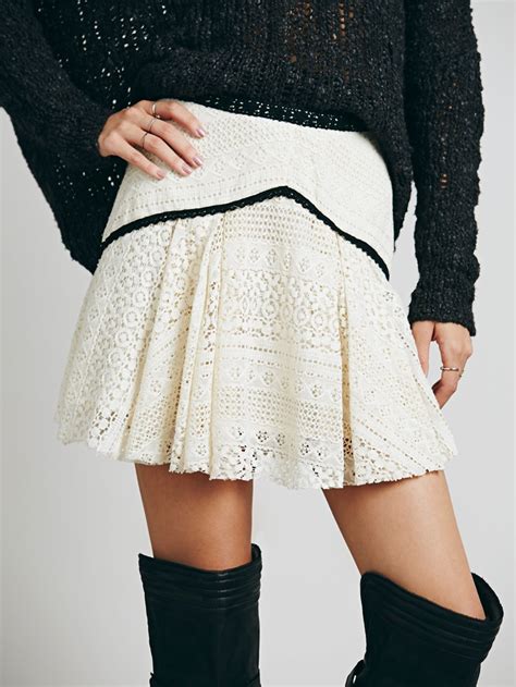 Shop White Lace Skirts