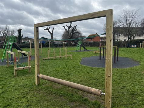 Rolling Log Trim Trails Playground Equipment