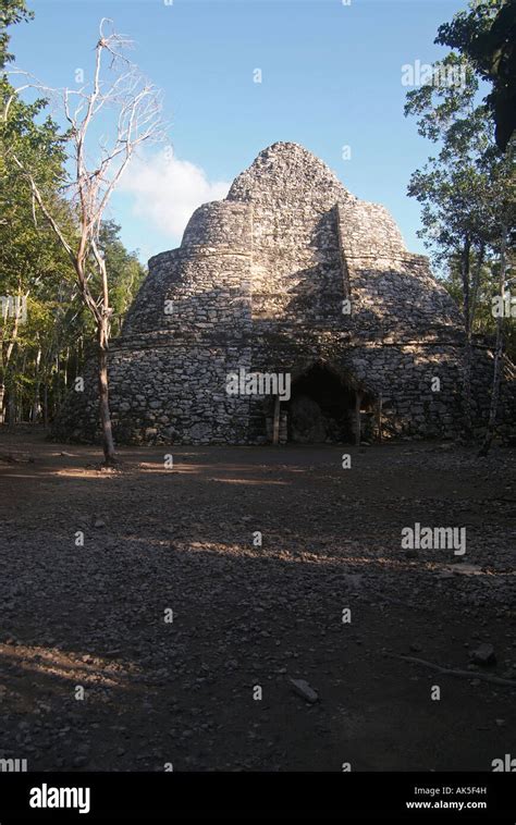 Maya calendar izamal hi-res stock photography and images - Alamy