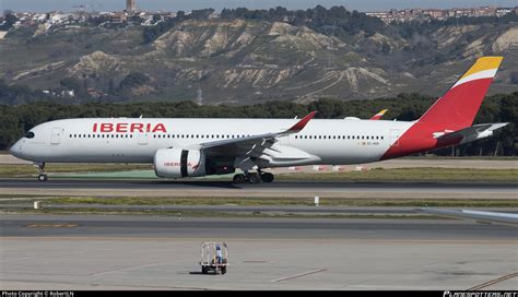 EC NDR Iberia Airbus A350 941 Photo By RobertLN ID 1565143