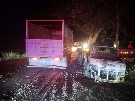 Kecelakaan Maut Di Bone Mobil Pick Up Terbalik Terbakar Penumpang