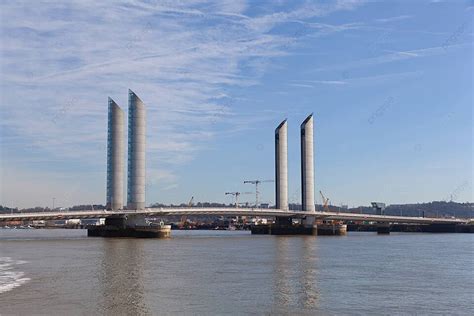 Fondos De Puente Jacques Chaban Delmas Fotos Y Im Genes De Descarga