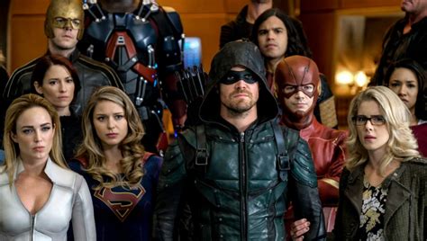 Where to start in the Arrowverse timeline - an easy infographic