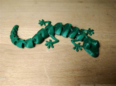 Articulated Lizard By Jrjae Thingiverse Lizard 3d Printing Art