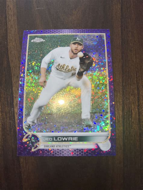 2022 Topps Chrome Jed Lowrie Purple Speckle Refractor 299 Silver