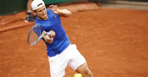 Roland Garros Pouille Une Victoire Qui Fait Plaisir Au Premier Tour