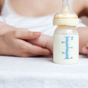 Breastfeeding friendly bottle feeding | Annabel Karmel