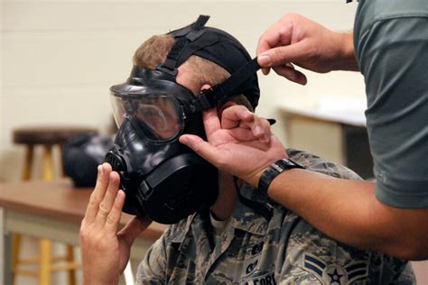 Airmen Train With New Gas Masks Air National Guard Article Display