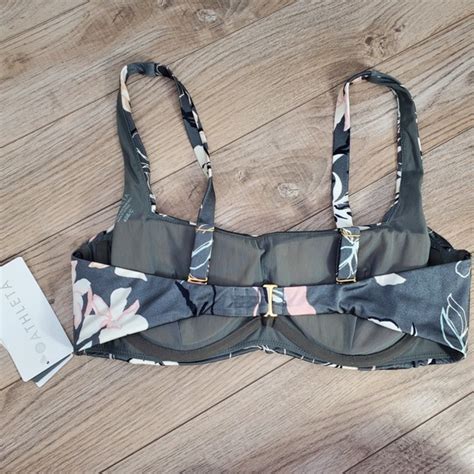 Athleta Swim Athleta Aqualuxe Wildflower Brasized Bikini Top Poshmark