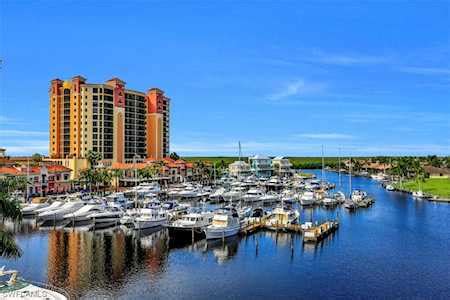 Cape Harbour Marina South - Cape Coral Waterfront Condos - Luxury High ...