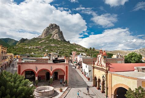 Querétaro recibe dos premios Excelencias Turísticas en FITUR