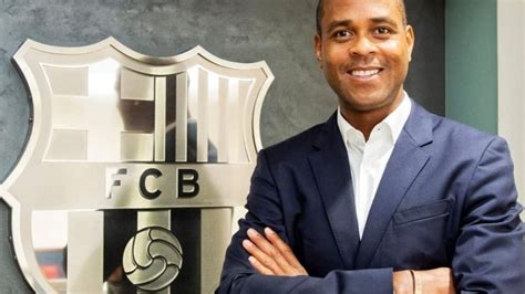 Legenda Barcelona Patrick Kluivert Bakal Jadi Pelatih Timnas Indonesia