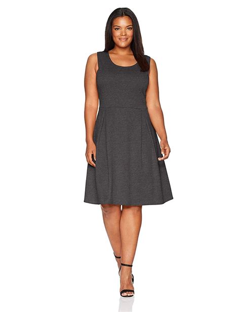 Plus Size Sleeveless Box Pleat Dress