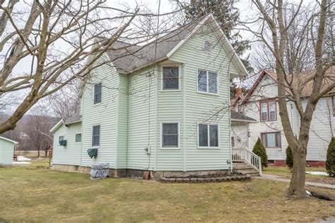 4 Shults Ave, Cohocton, NY 14826 | realtor.com®