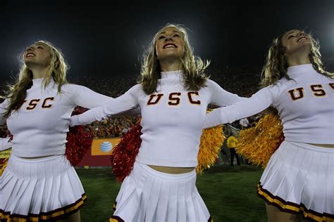 Updated Usc Trojans Home Stadium The Los Angeles Coliseum Also Home For Porn Videos