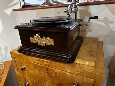 Original Phonograph Argentina With Horn Circa 1920 Sold Items