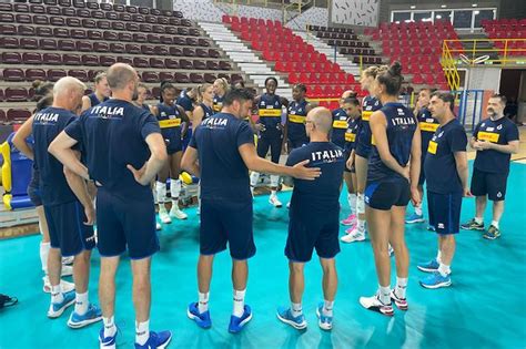 Europei Femminili Di Volley Svolto Il Primo Allenamento Dell Italia A