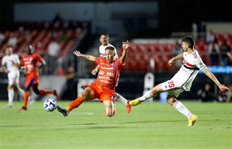 Wolves Interested In Sao Paulo Defender Lucas Beraldo