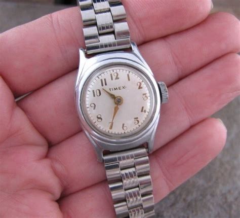 Vintage 1950s Ladies Timex Watch