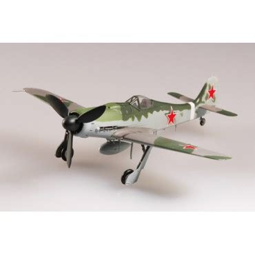 MINIATURA AVIÃO FOCKE WULF FW190D 9 DORA CCCP 1945 1 72 EASY MODEL 37263