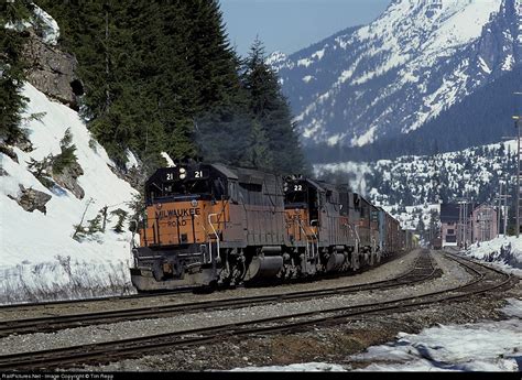 Milw Milwaukee Road Emd Sd At Hyak Washington By Tim Repp