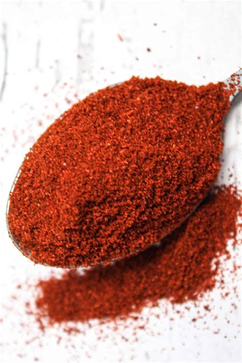 13 Best Ways To Substitute For Paprika In Any Recipe! - Oh So Foodie