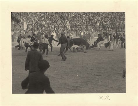 Inside Ernest Hemingway S Private Photo Album Scrapbook