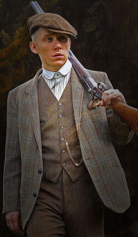 Joe Cole Finn Cole Aimee Ffion Edwards Peaky Blinders Costume Grace