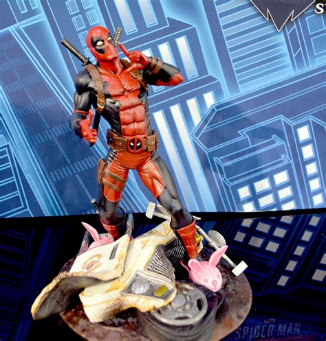 Figurine Deadpool Avec Un Taco