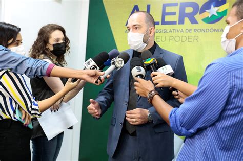 Em Coletiva Presidente Alex Redano Destaca Os Trabalhos Em Seis Meses