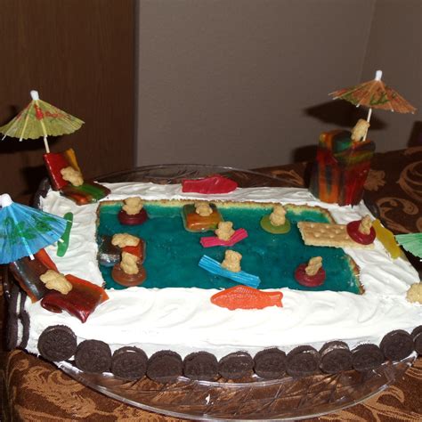 Swimming pool cake