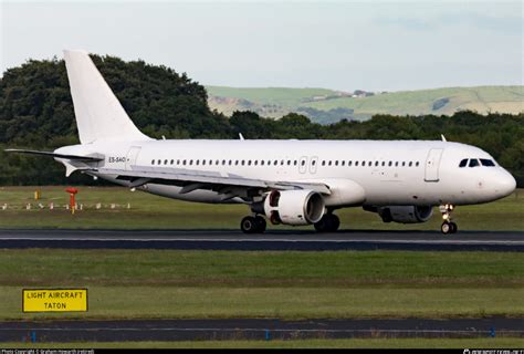 Es Sao Smartlynx Estonia Airbus A320 214 Photo By Graham Howarth