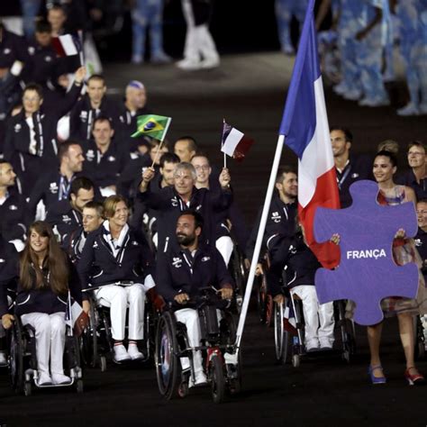 Jo 2024 à Quatre Ans De Paris Les Jeux Paralympiques Affichent Leurs