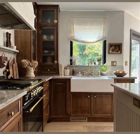 American Style Kitchen with Wooden Cabinets and Island