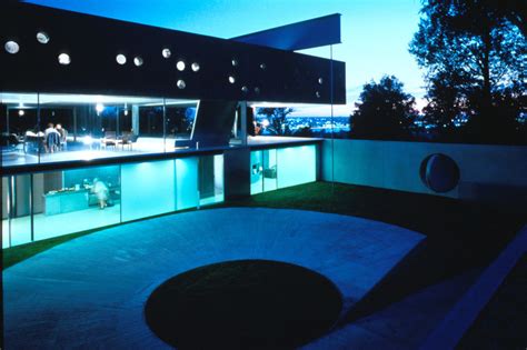 Circular Openings: From Boats to Contemporary Architecture | ArchDaily