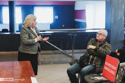 Spotkanie Wyborcze Z Kandydatem Na Prezydenta Mariuszem Bodo Na Osiedlu