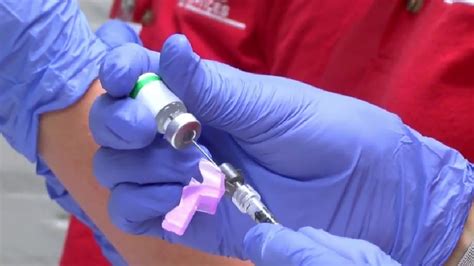 U Of I EMTs First To Administer Epinephrine Through Syringes | WRSP