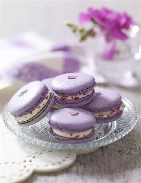 Violet Macarons With Primrose Cream Macaroons Macarons Macaron Recipe