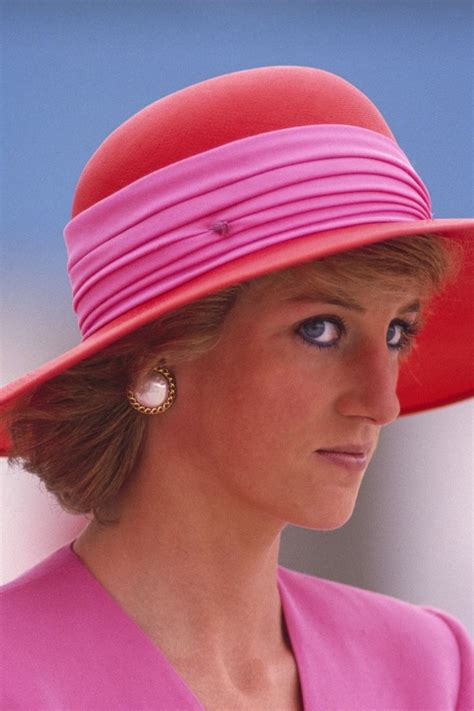 Princess Diana S Legacy Lives On Through Her Most Iconic Photographs Princess Diana Pictures