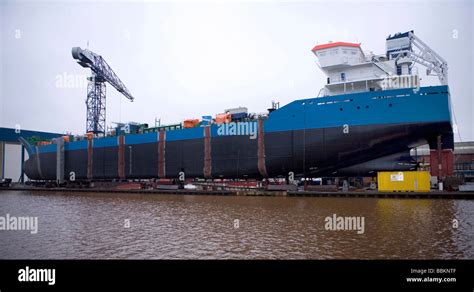 Bulkhead Shipbuilding High Resolution Stock Photography and Images - Alamy