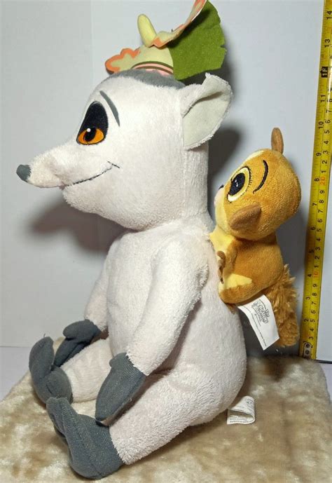 KING JULIEN and MORT MADAGASCAR 14 inches Plush - Preloved on Carousell